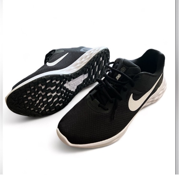 Nike Revolution 6 Nn Women’s Walking Running Shoes Size 12 - Picture 8 of 9